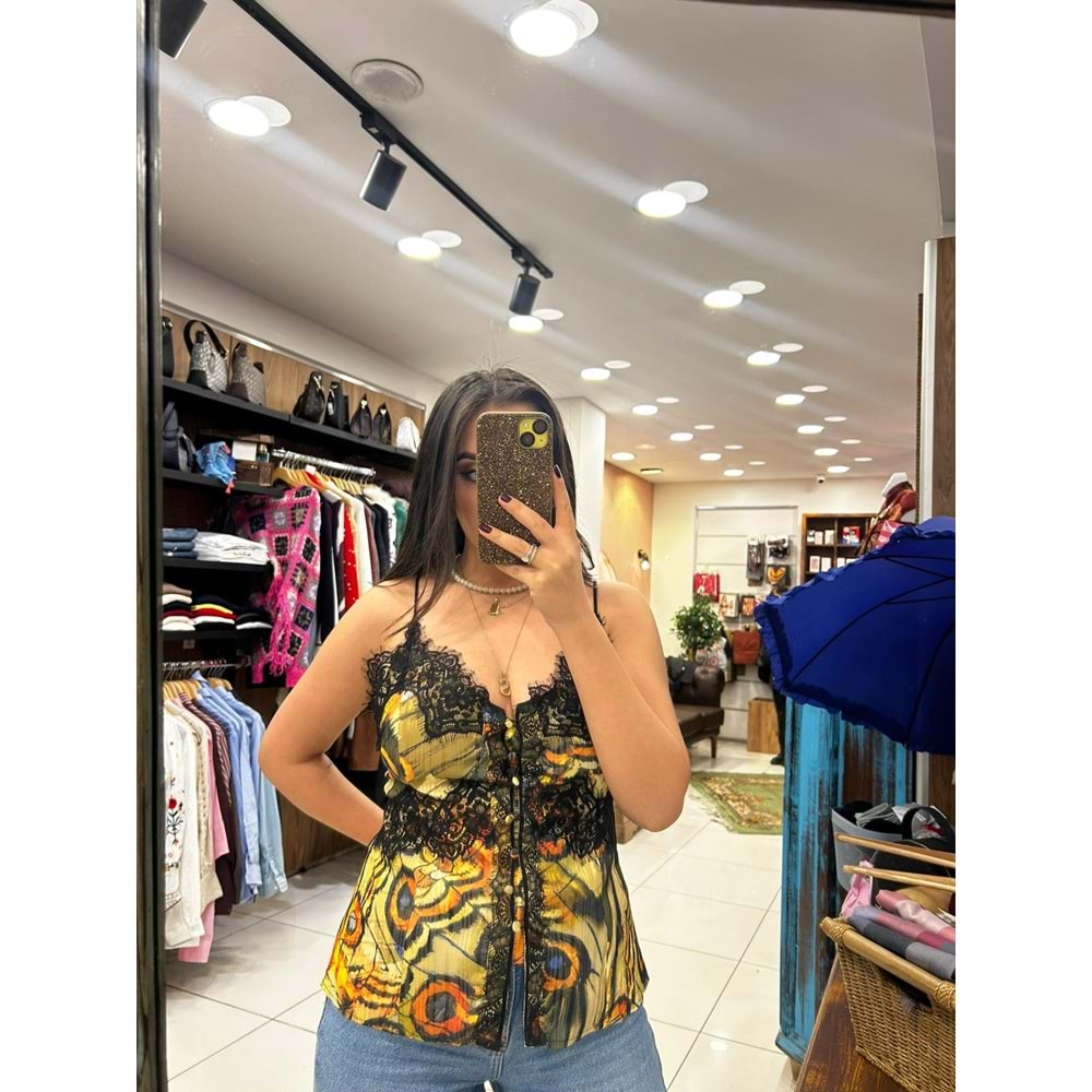 Önü Dantelli Şık Askılı Bluz