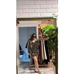 Paletli Beli Açık Elbise