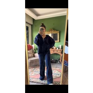 Kapşonlu Triko Takım