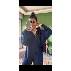 Kapşonlu Triko Takım