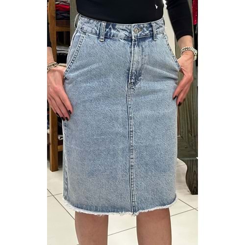 Arkadan Yırtmaçlı Jean Etek