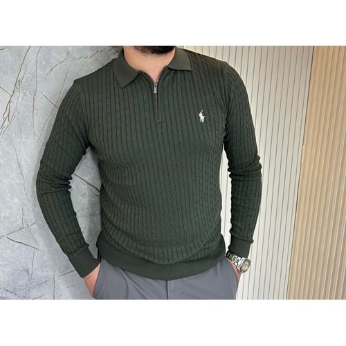 Polo Yaka Yarım Fermuarlı Triko