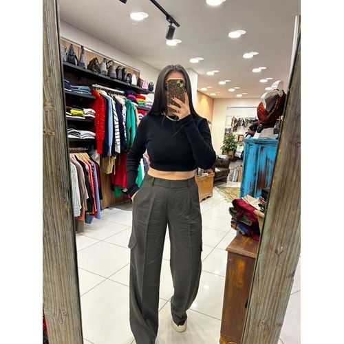 Pileli Yandan Cepli Dökümlü Pantolon