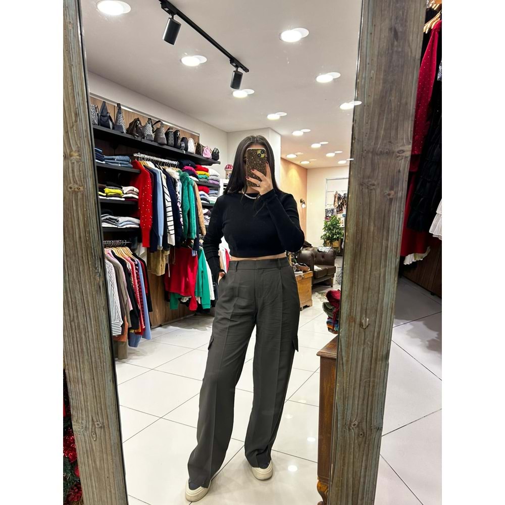 Pileli Yandan Cepli Dökümlü Pantolon