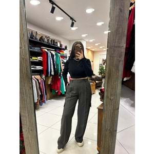 Pileli Yandan Cepli Dökümlü Pantolon