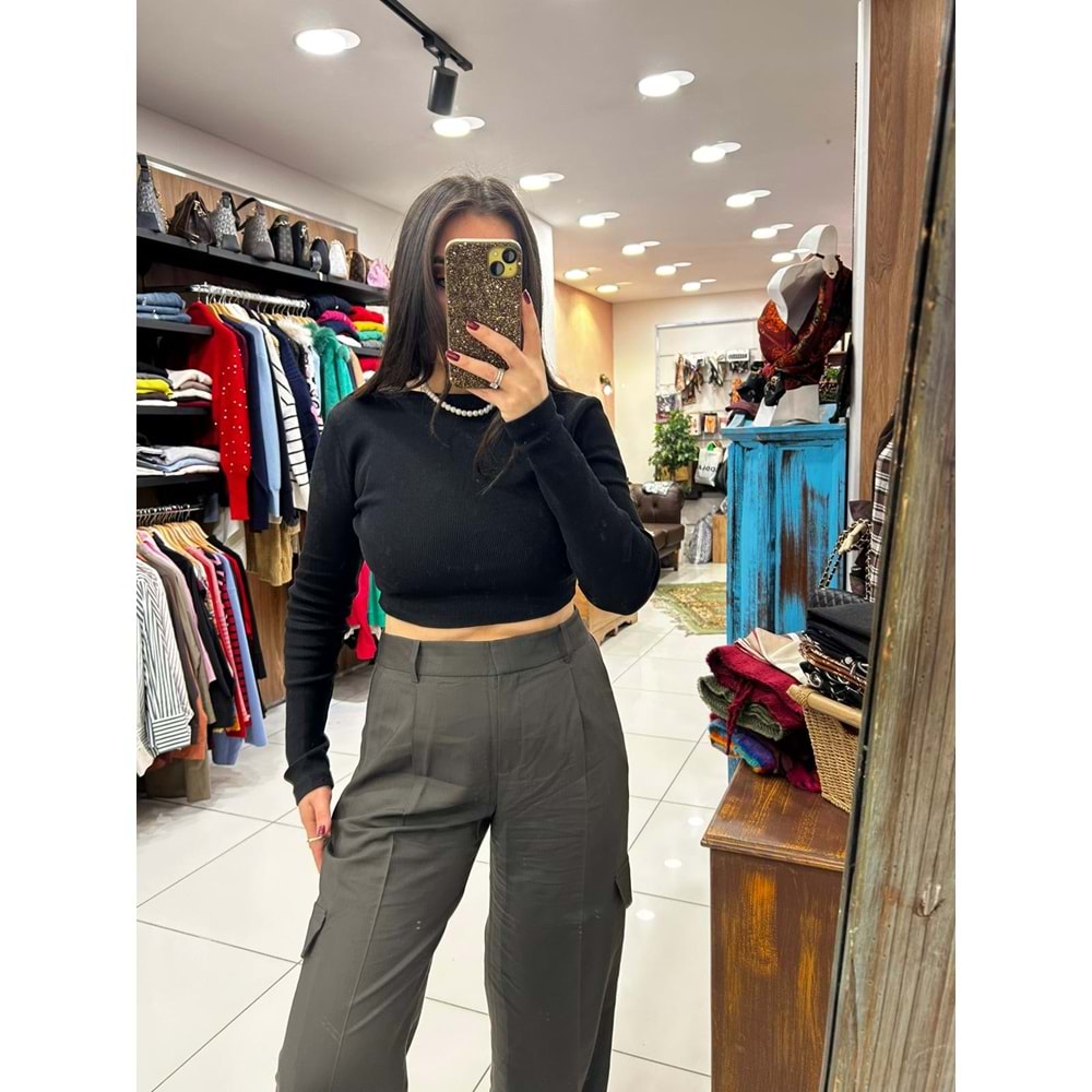 Pileli Yandan Cepli Dökümlü Pantolon