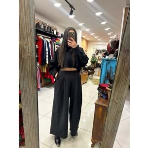 Geniş Paça Önden Pileli Pantolon