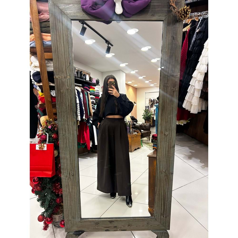 Geniş Paça Önden Pileli Pantolon